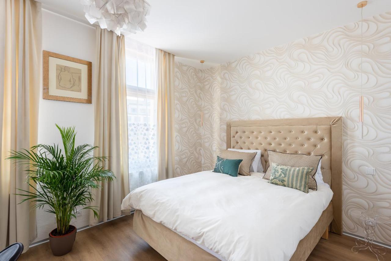 New Modern Apartment 5. Floor Прага Экстерьер фото